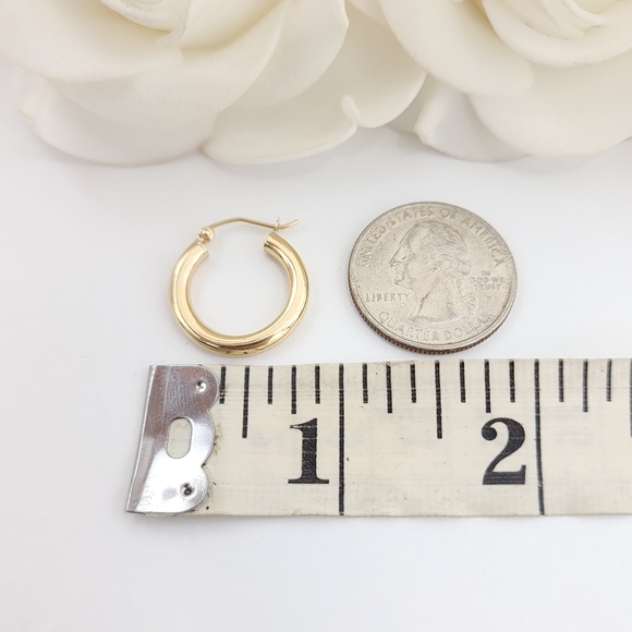 14k Gold 3MM Round Hollow Polished Hoop Earrings - 20MM - Picture 4 of 5